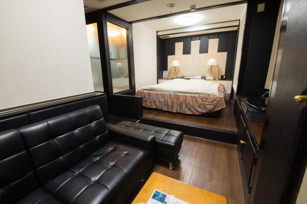Hotel Candy Hall (Adults Only) Ōsaka Exterior foto