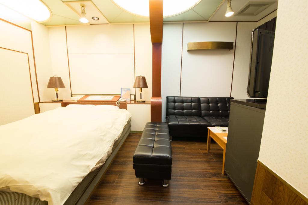 Hotel Candy Hall (Adults Only) Ōsaka Exterior foto