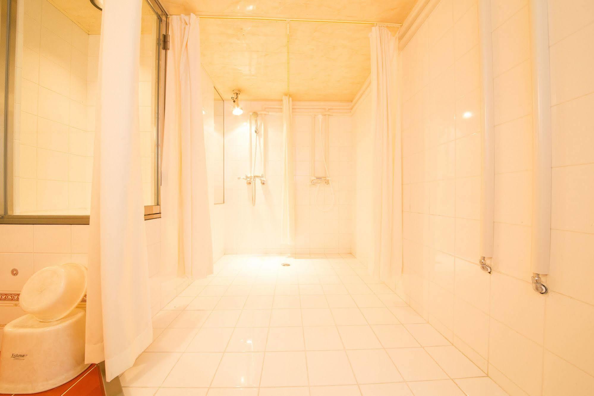 Hotel Candy Hall (Adults Only) Ōsaka Exterior foto