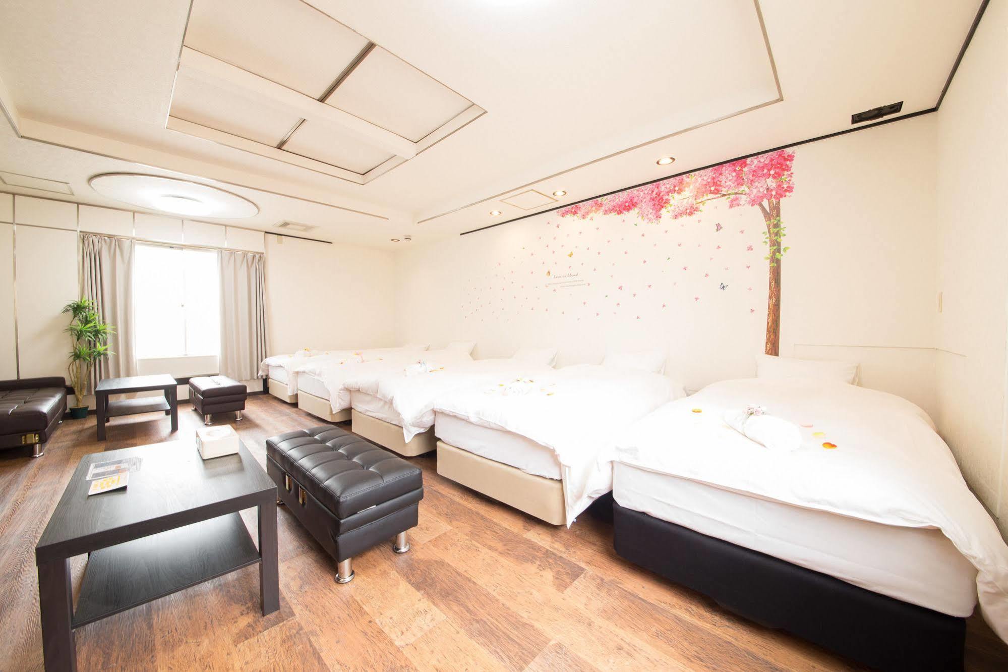 Hotel Candy Hall (Adults Only) Ōsaka Exterior foto