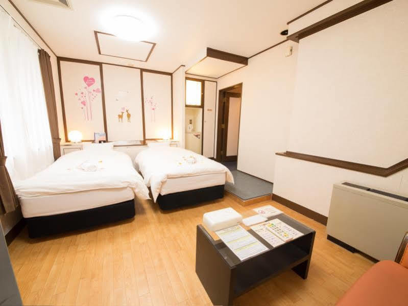 Hotel Candy Hall (Adults Only) Ōsaka Exterior foto