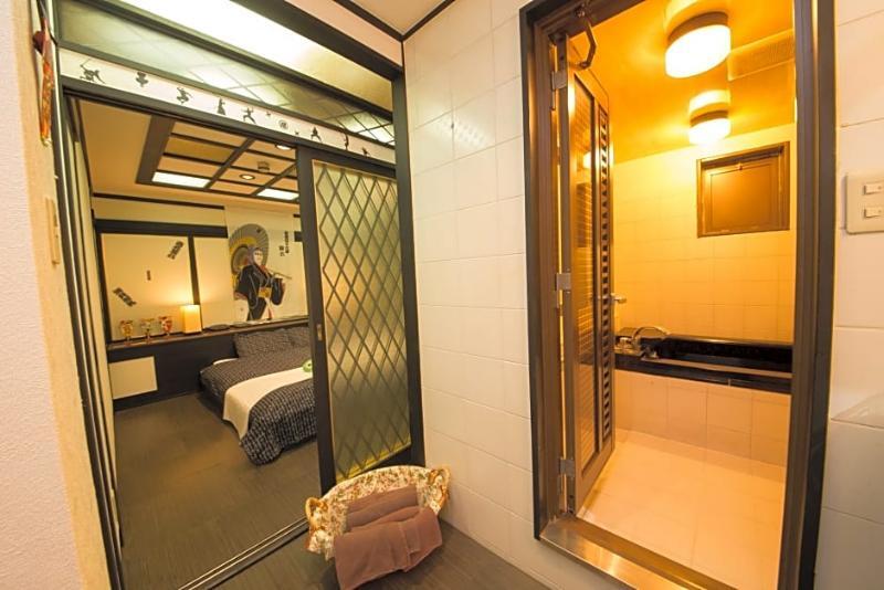 Hotel Candy Hall (Adults Only) Ōsaka Exterior foto