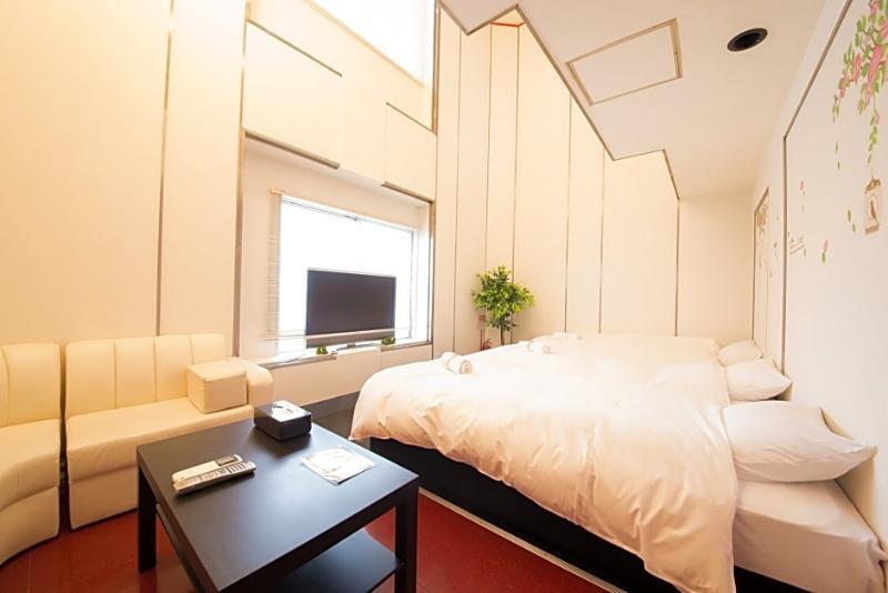 Hotel Candy Hall (Adults Only) Ōsaka Exterior foto
